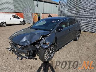 Coche siniestrado Kia Pro cee d Proceed (CD), Combi 5-drs, 2018 1.0i T-GDi 12V 2019/10
