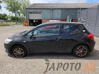 Toyota Auris Auris (E15), Hatchback, 2006 / 2012 1.6 Dual VVT-i 16V picture 2
