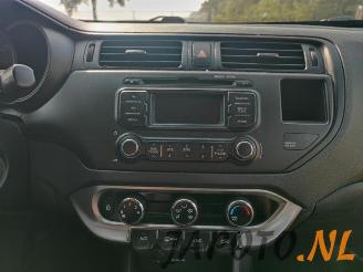 Kia Rio Rio III (UB), Hatchback, 2011 / 2017 1.2 CVVT 16V picture 12