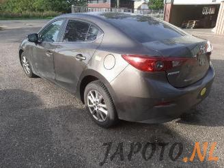Mazda 3 3 (BM/BN), Sedan, 2013 / 2019 2.2 SkyActiv-D 150 16V picture 3