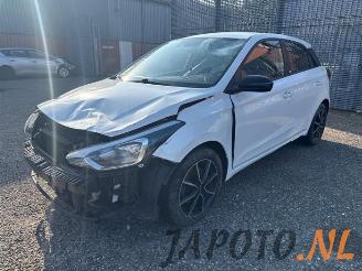 Vrakbiler auto Hyundai I-20 i20 (GBB), Hatchback, 2014 / 2020 1.0 T-GDI 120 12V 2020