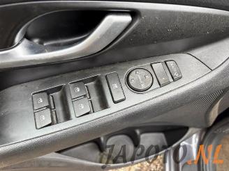 Hyundai I-30 i30 Fastback (PDEBA/PEDBC), Liftback, 2017 1.0 T-GDI 12V picture 9