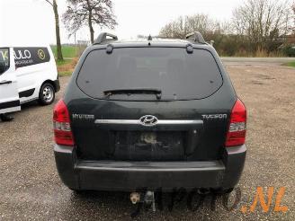 Hyundai Tucson Tucson (JM), SUV, 2004 / 2010 2.0 16V CVVT 4x2 picture 4