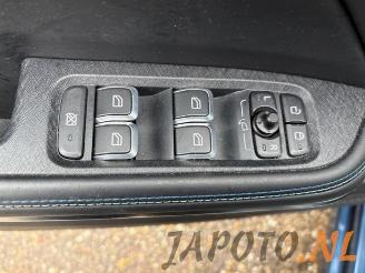 Lynk & Co 01 01, SUV, 2018 1.5 PHEV picture 11