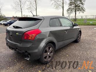 Kia Pro cee d Pro cee'd (EDB3), Hatchback 3-drs, 2008 / 2012 1.4 CVVT 16V picture 5