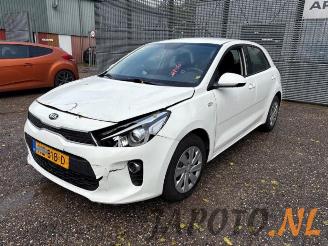 skadebil auto Kia Rio Rio IV (YB), Hatchback, 2017 1.0i T-GDi 100 12V 2017/6