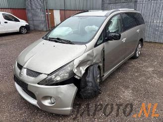 Coche siniestrado Mitsubishi Grandis Grandis (NA), MPV, 2004 / 2010 2.4 16V MIVEC 2008/2