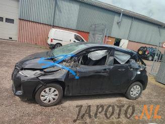 demontáž osobní automobily Toyota Yaris Yaris III (P13), Hatchback, 2010 / 2020 1.0 12V VVT-i 2016/11