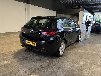 Opel Astra 1.4 Turbo Cosmo 140 PK! picture 5