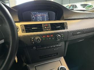 BMW 3-serie 320i Luxury Line NL NAP! picture 23