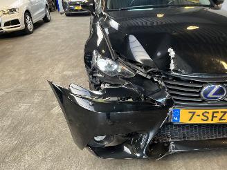 Lexus IS 300h Luxury 93.000 KM NAP! picture 9