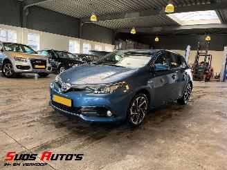 škoda osobní automobily Toyota Auris 1.8 Hybrid Lease Pro 2016/10