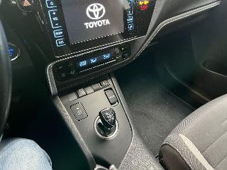 Toyota Auris 1.8 Hybrid Lease Pro picture 22