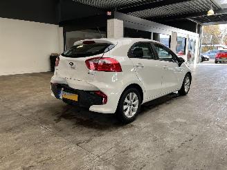 Kia Rio 1.2 CVVT ComfortPlusLine picture 5