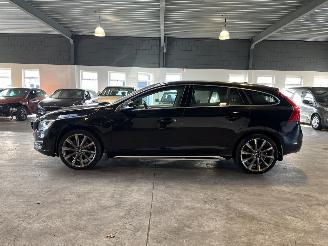 Volvo V-60 2.4 D6 Twin Engine R-Design NL NAP! picture 2