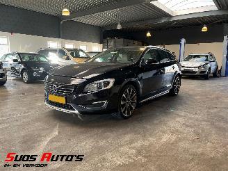 skadebil auto Volvo V-60 2.4 D6 Twin Engine R-Design NL NAP! 2015/5