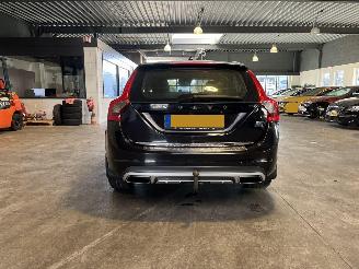 Volvo V-60 2.4 D6 Twin Engine R-Design NL NAP! picture 4