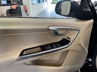 Volvo V-60 2.4 D6 Twin Engine R-Design NL NAP! picture 18