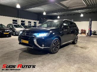 skadebil auto Mitsubishi Outlander 2.0 PHEV instyle NL NAP! 2015/12