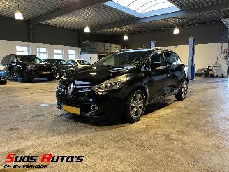 krockskadad bil auto Renault Clio 0.9 TCe Night&Day NAP! 2015/1