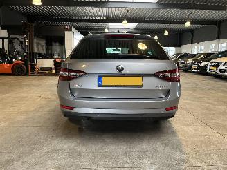 Skoda Superb 1.4 TSI ACT Ambition Business NAP! picture 4