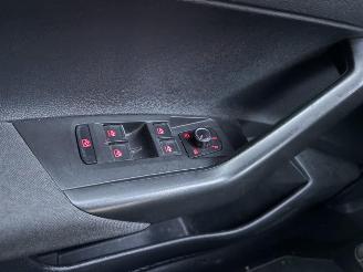 Volkswagen Polo 1.0TSI Highline picture 14