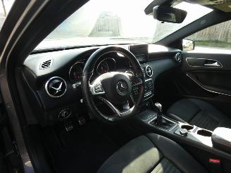 Mercedes A-klasse 180 d Ambition AMG pakket picture 9