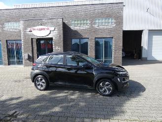 Damaged car Hyundai Kona 1.6 GDI HEV Comfort 2020/8