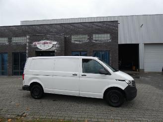 Volkswagen Transporter 2.0 TDI L2H3 Comfortline picture 1