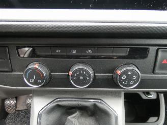 Volkswagen Transporter 2.0 TDI L2H3 Comfortline picture 17