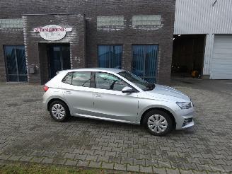 Coche accidentado Skoda Fabia 1.0 TSI Selection 2024/8