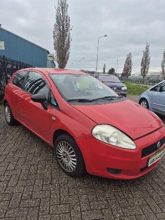 Fiat Grande Punto (199) Hatchback 1.2 (199.A.4000(Euro 4)) [48kW] 5-BAK picture 3