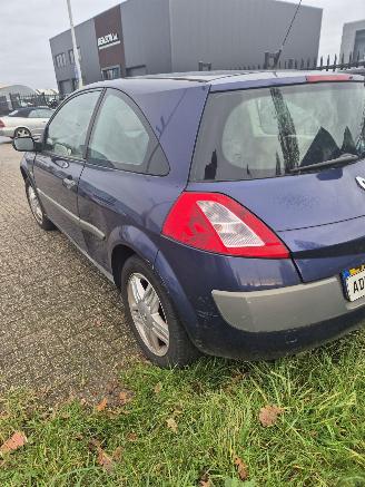 Renault Mégane II (BM/CM) Hatchback 2.0 16V (F4R-770) [99kW] 5-BAK picture 5