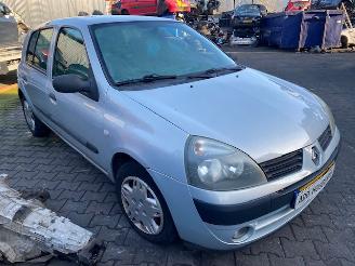 Renault Clio II (BB/CB) Hatchback 1.4 16V (K4J-710) [72kW] 5-BAK picture 6