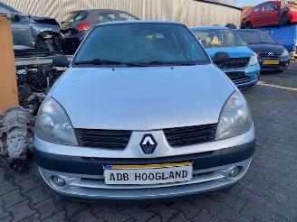 Autoverwertung Renault Clio II (BB/CB) Hatchback 1.4 16V (K4J-710) [72kW] 5-BAK 2004/1