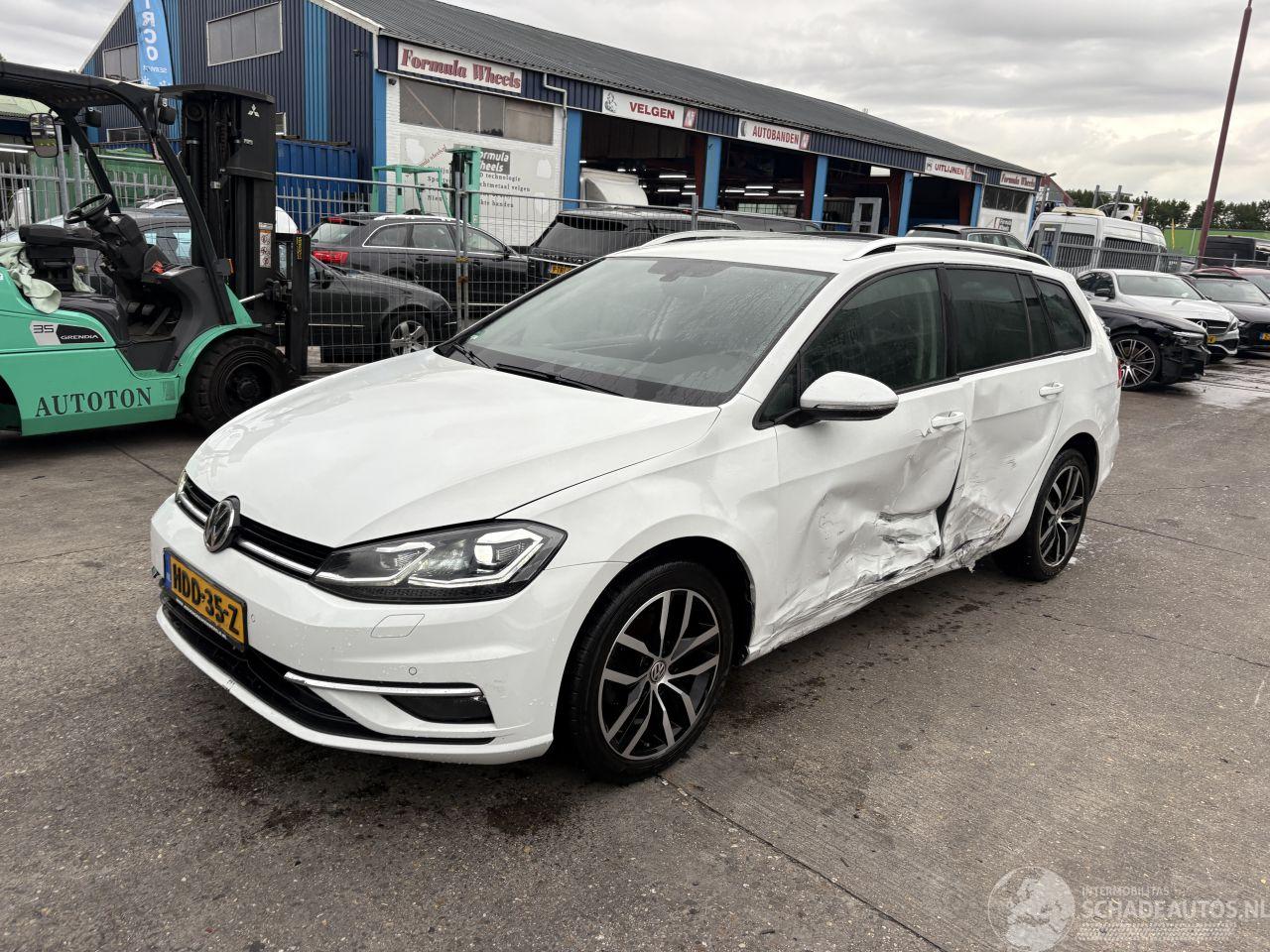 Volkswagen Golf 1.6 TDI 85KW DSG Clima Navi Led Xenon