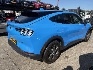 Schadeauto Ford Mustang Mach-e 75 kWh RWD 198KW Clima Navi Leer Camera NAP 2023/1