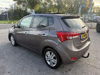Hyundai Ix20 1.6i 92KW Autom. Clima Navi Pano I-Catcher picture 3