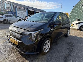krockskadad bil auto Kia Picanto 1.0 DPI 46KW Navi Clima Camera Led Dynamicline NAP 2024/8
