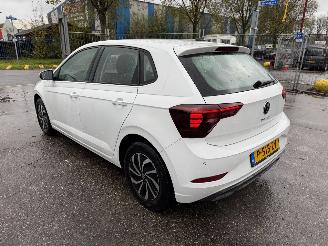 skadebil auto Volkswagen Polo 1.0 TSI 70KW Life Clima Navi Led Business 5-Drs NAP 2022/7