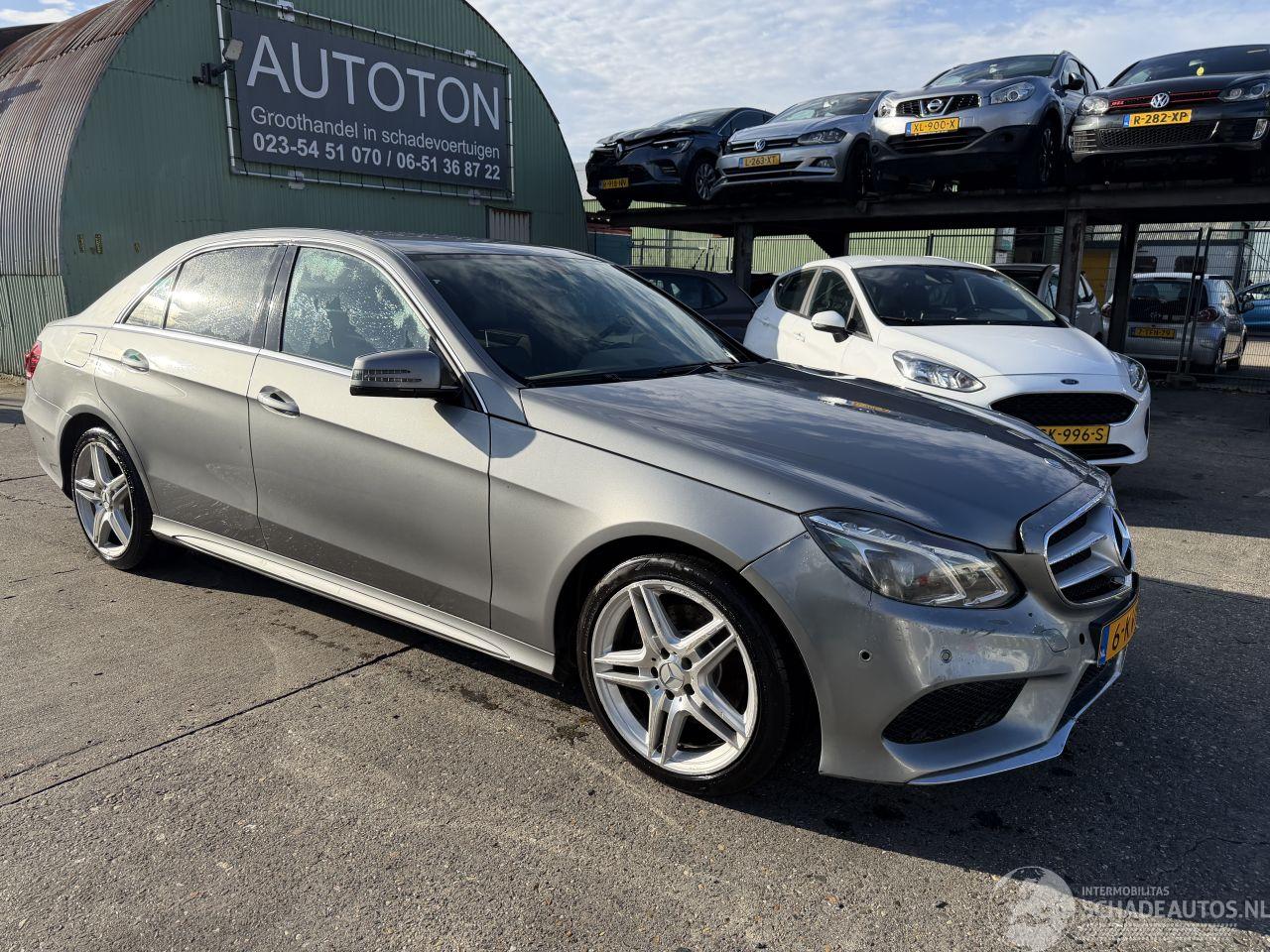 Mercedes E-klasse 300 Hybrid 150KW Bluetec Autom. Clima Navi Leer