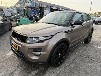 skadebil auto Land Rover Range Rover Evoque 2.2 SD4 140KW Autom. 4WD Clima Navi Pano Prestige Business Edition Camera 2015/5