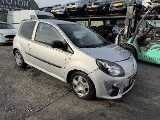 Renault Twingo 1.2-16V 55KW Airco Collection NAP picture 1