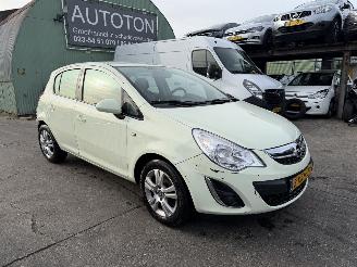 Schadeauto Opel Corsa 1.2 -16V 63KW Airco Navi Berlin 5-Drs NAP 2013/5