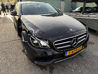 Mercedes E-klasse 200D Autom. 118KW Clima Navi Sfeerverlichting Led Xenon picture 19