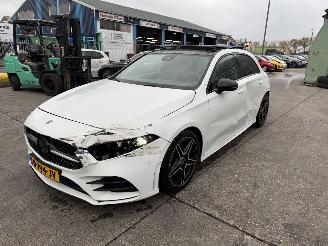 uszkodzony samochody osobowe Mercedes A-klasse 160 80KW Pano Clima Navi AMG-Pakket Camera NAP 2020/2