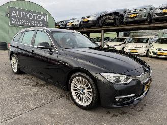 damaged passenger cars BMW 3-serie 318i 100KW Autom. Clima Navi Leer Led Xenon Luxury Edition NAP 2019/6