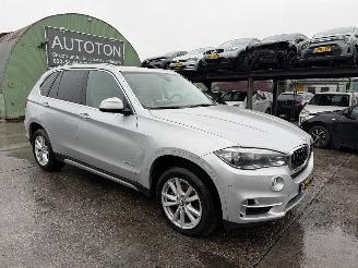 skadebil auto BMW X5 40e xDrive 180KW Autom. Clima Navi High Executive 2015/10