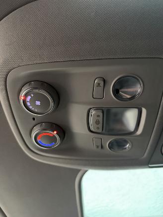 Citroën SpaceTourer e 75 kWh 100KW Lounge XL 8-Pers Pano Clima Navi HUD 2x Schuifdeur  Led Xenon picture 11