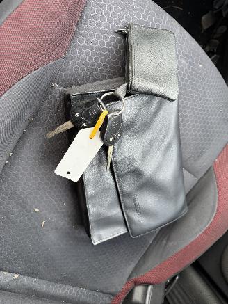 Nissan Juke 1.6 86KW Automaat Clima Navi Camera picture 10